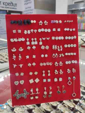 Эксклюзив Серьги-гвоздики Серебро 925 пробы Дизайн Италия Камни Бишкек