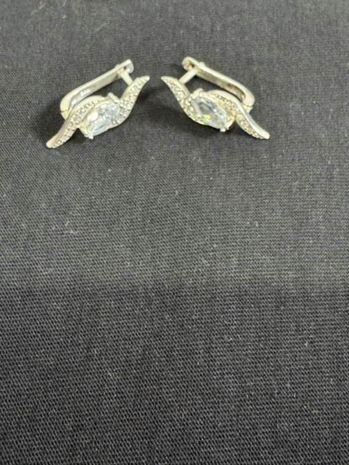 Серьги из серебра с камнями - Дизайн: волнообразные линии Бишкек - изображение 1