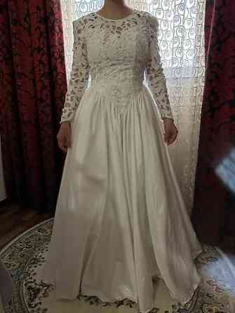 Свадебное платье, Пышная модель, цвет - Белый, Рукава: Кружевные, Со шлейфом Бишкек