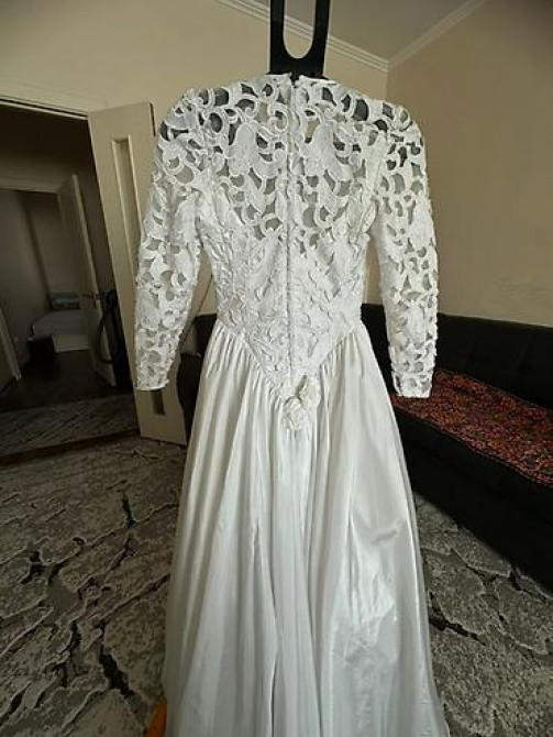 Свадебное платье, Пышная модель, цвет - Белый, Рукава: Кружевные, Со шлейфом Бишкек - изображение 13