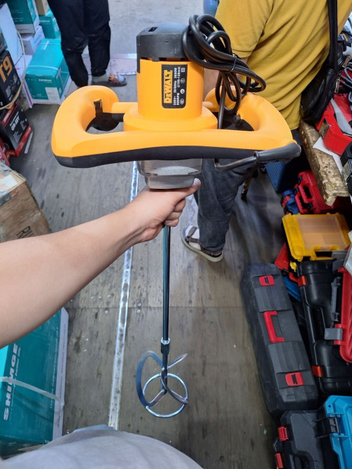 Строительный миксер DeWalt для смешивания строительных растворов Bishkek - photo 1