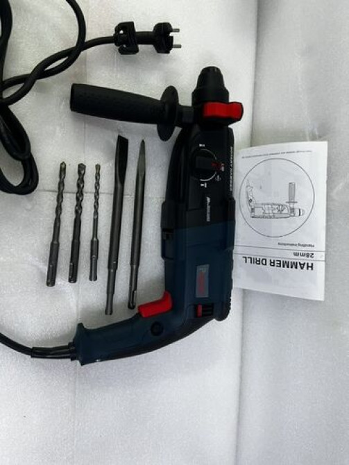 Перфоратор синего цвета с черными и красными акцентами Бишкек - сүрөт 1