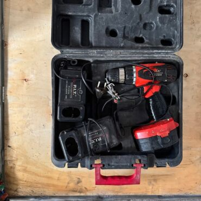 Перфоратор 2000сом и шрупаверт (нужен аккумулятор) 500 сом . Можно по Бишкек - сүрөт 2