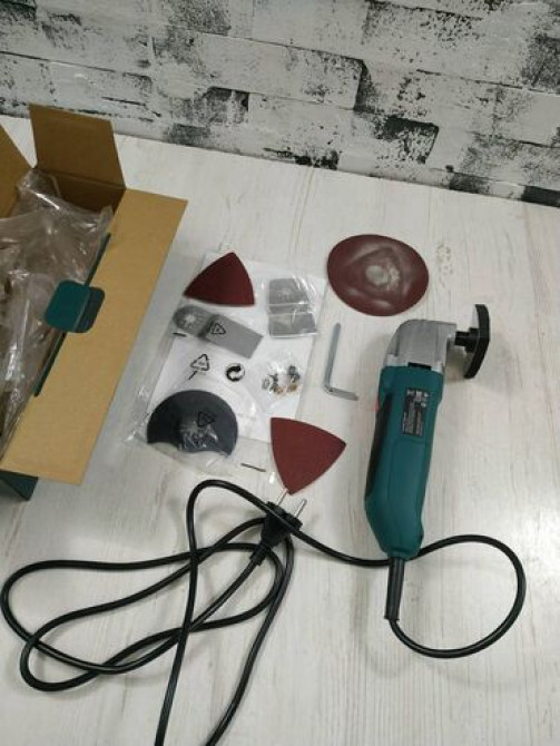 Реноватор Продается реноватор универсальный инструмент новый полный Бишкек - сүрөт 1