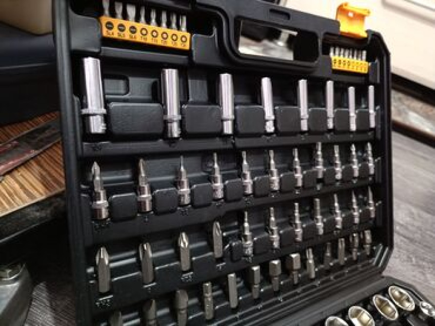 Новый набор автомобильных инструментов DEKO . 108 предметов. Фирменный Бишкек - изображение 3